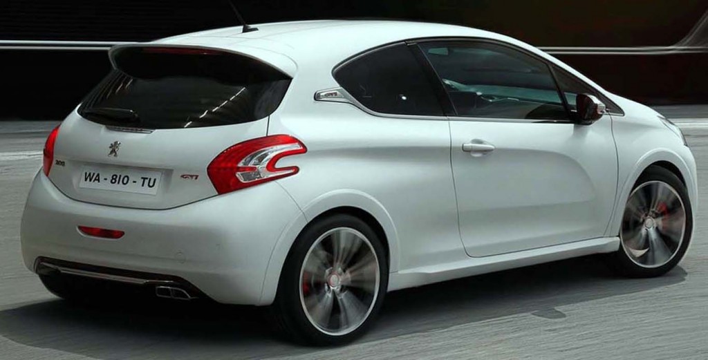 Peugeot-208-GTi-One-of-the-best-economical-car-2015