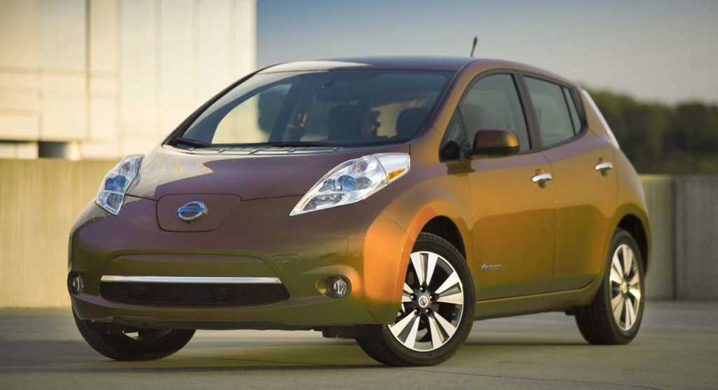 Nissan-Leaf-2015-best-economical-hatchback