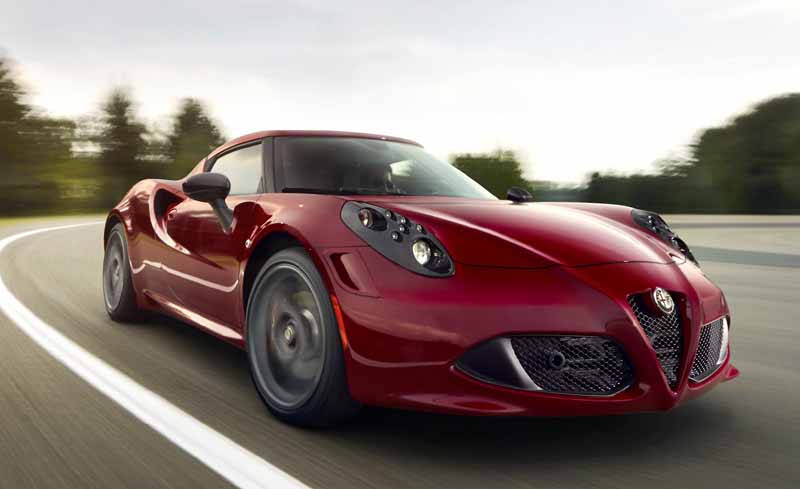 fuel efficient sports cars automatic transmission Alfa Romeo 4C front