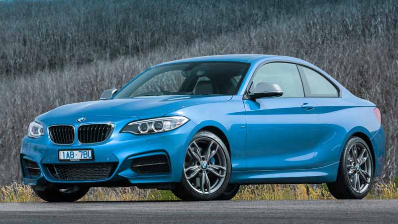 fuel efficient sports cars automatic transmission bmw m235i front